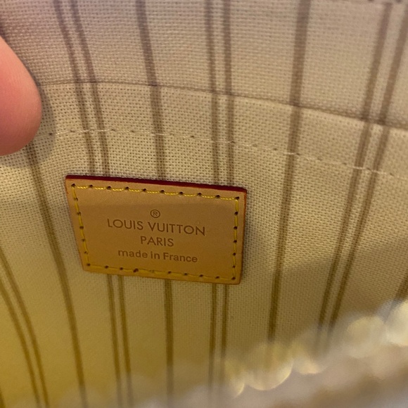 Louis Vuitton Pochette - Picture 6 of 8